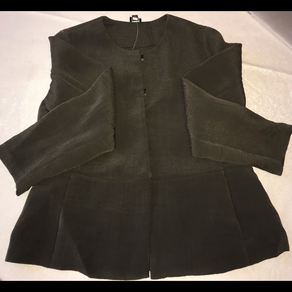Eileen Fisher NWT jacket M